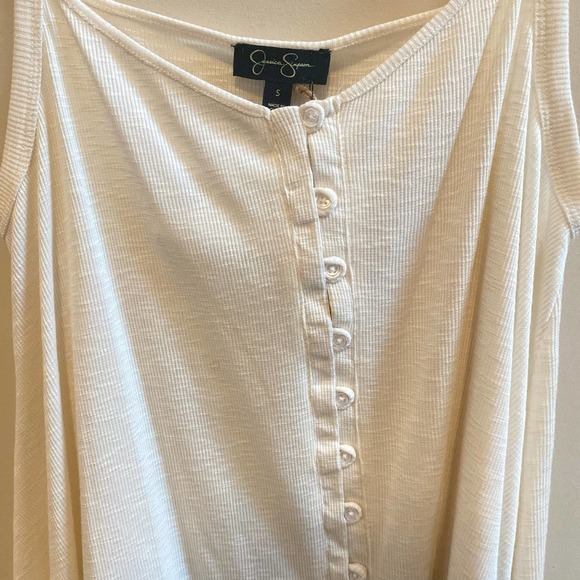 Women's Cream Button-Down Top - Picture 3 of 8